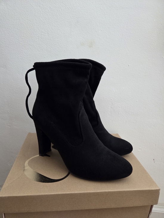 Shoes - Women's Black Suede Ankle Booties with Block Heel